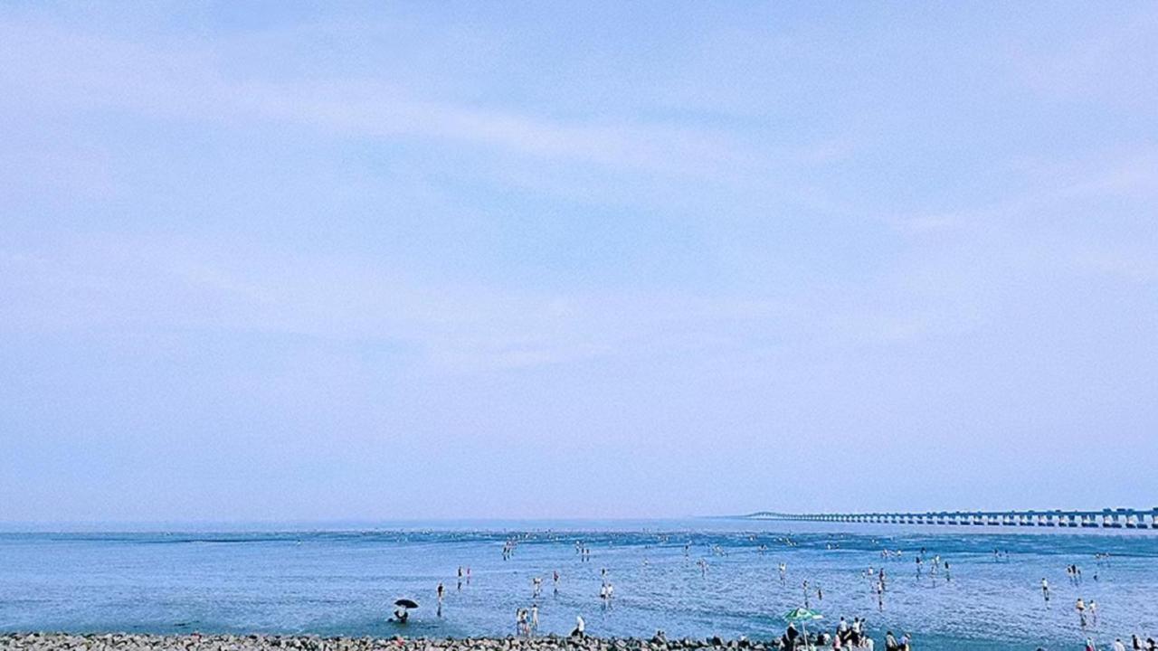 上海滴水湖假日酒店 南汇 外观 照片