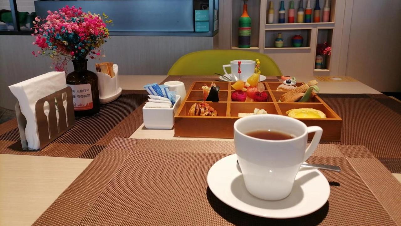 上海滴水湖假日酒店 南汇 外观 照片